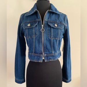 Cropped Jean Jacket. Zip Up Front. Dark Denim Wash. Ring Zipper. Size M